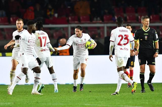 337p人体艺扒开大腿西西